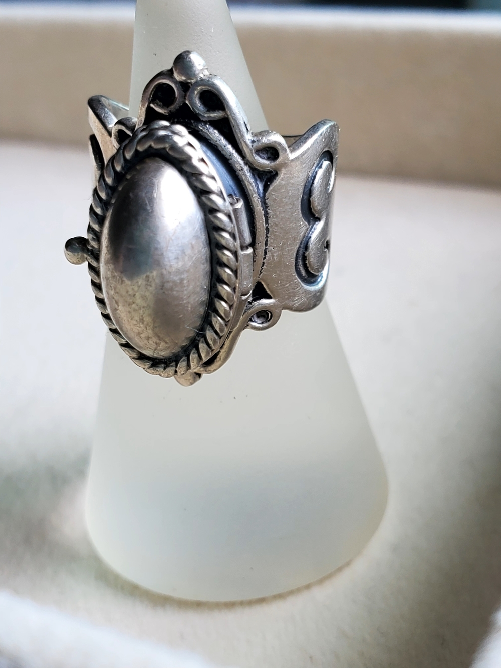 925 Vintage Mexican Sterling Silver Secret Locket Ring